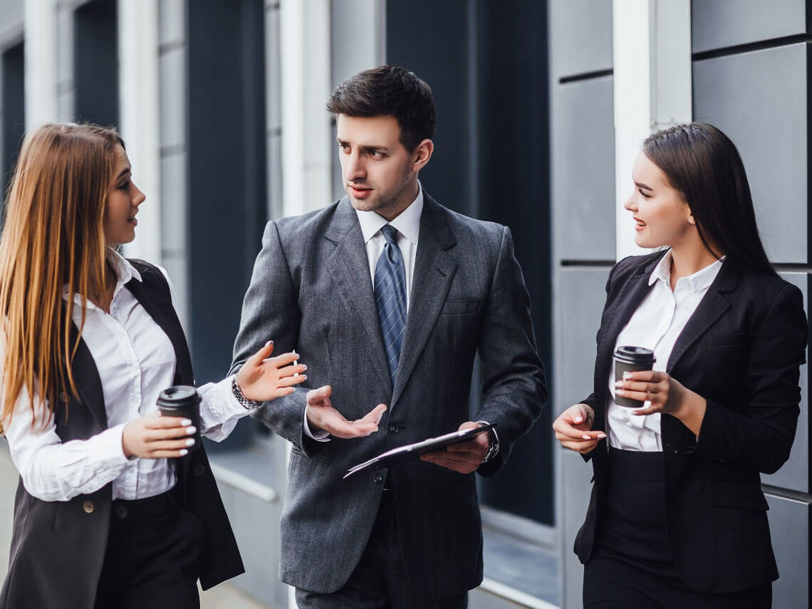 HR system hr specialist head hunter