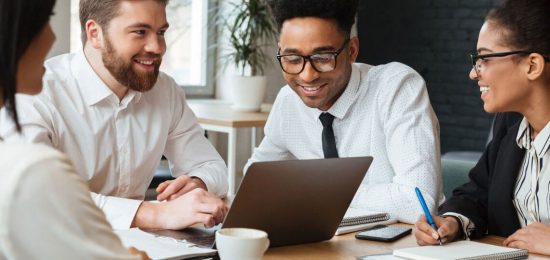 HR system hr specialist head hunter