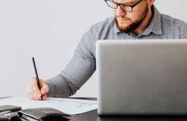 HR system hr specialist head hunter